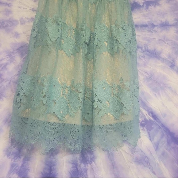 NWT Francesca's Women's Teal Mint Lace Over Tan Body Dress Size Small - Picture 5 of 12